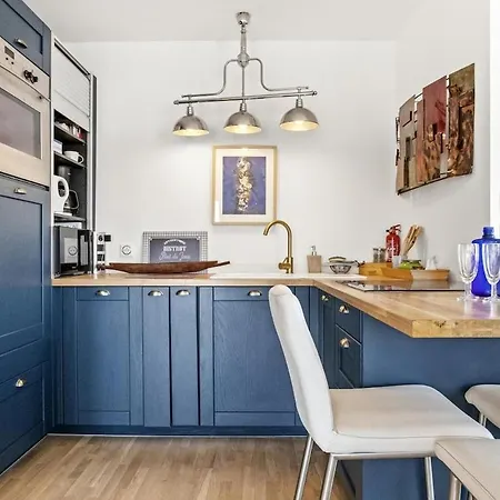 Apartament Centre-ville-proche Des Plages-wifi-clim Saint-Raphaël